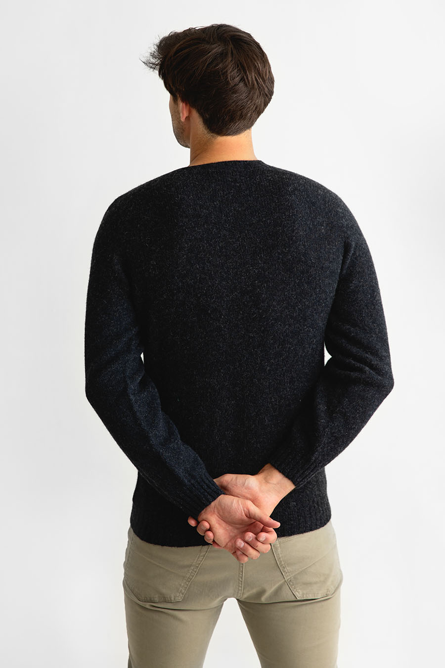 Mens Seamless Saddle Shoulder Shetland Jumper Charcoal